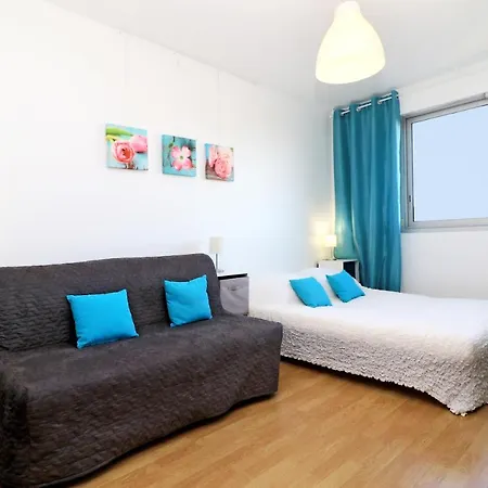 Sophies Homes And Promenade Des 아파트 *
