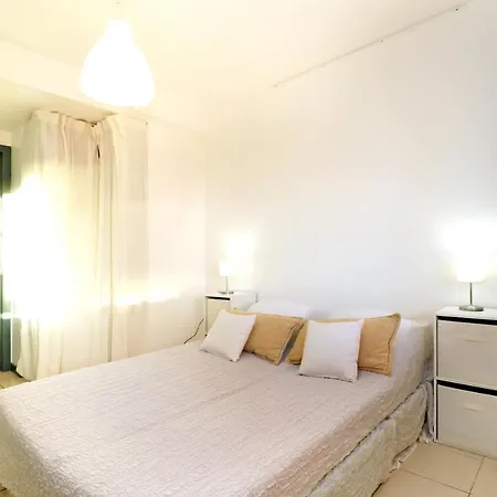 Sophies Homes And Promenade Des 아파트 *